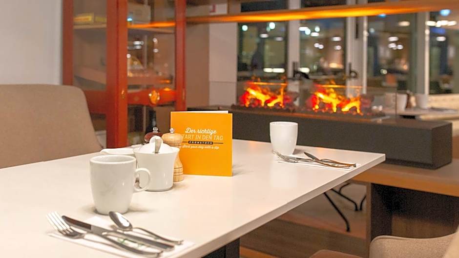 Holiday Inn Berlin Airport - Conference Centre By IHG