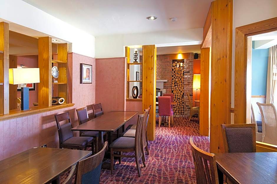 Premier Inn Poole Centre - Holes Bay