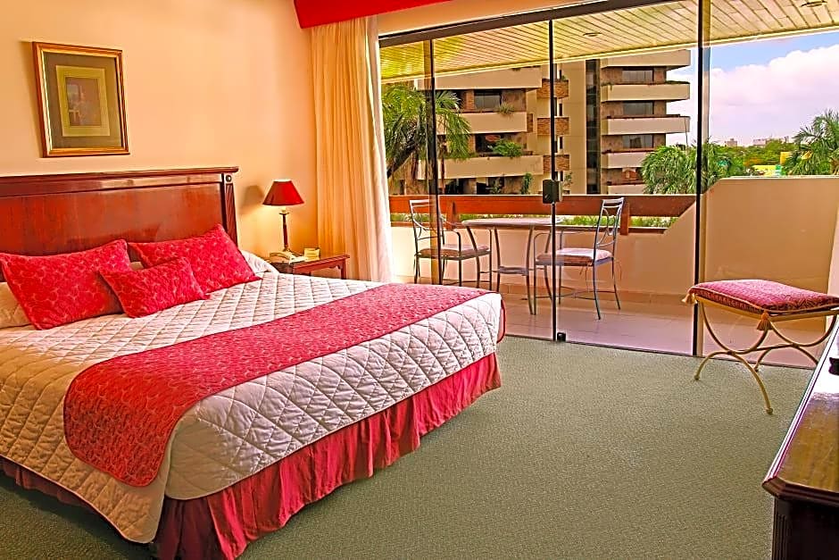 Yotau All Suites Hotel