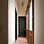 Riad Le J