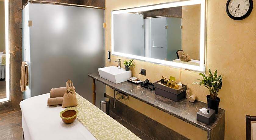 Gift City Club, a member of Radisson Individuals