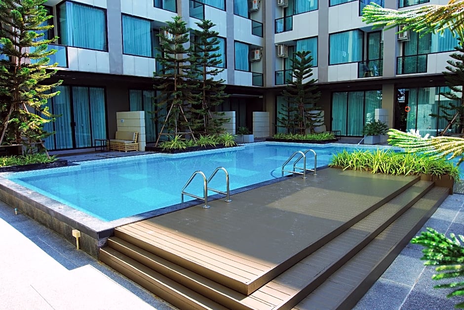 The Crystal Hotel Buriram