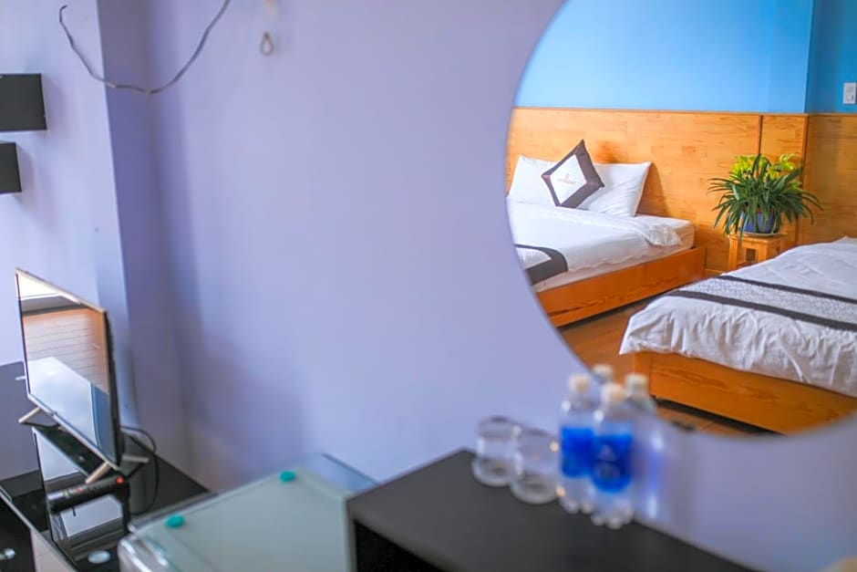 Quang Minh  Dalat  Hotel – Dalat, KS