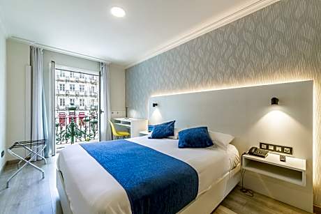 Superior Triple Room with View