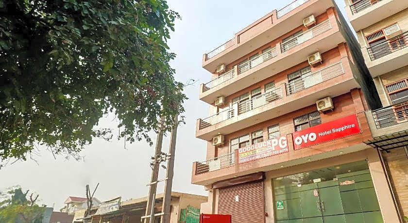 Hotel O Sapphire Near Omaxe Gurgaon Mall