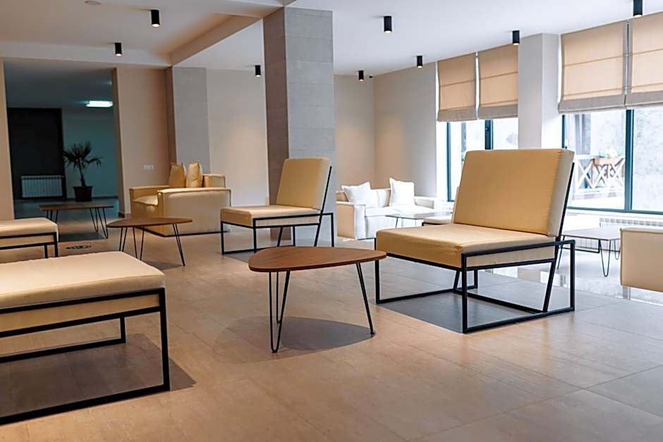 Crystal Hotel & SPA