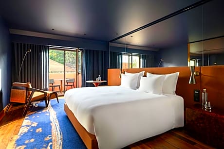 Superior King Room with Balcony