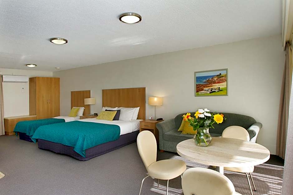 Fairway Motor Inn