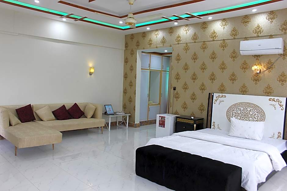 Photo 1 of 4 of Double Room