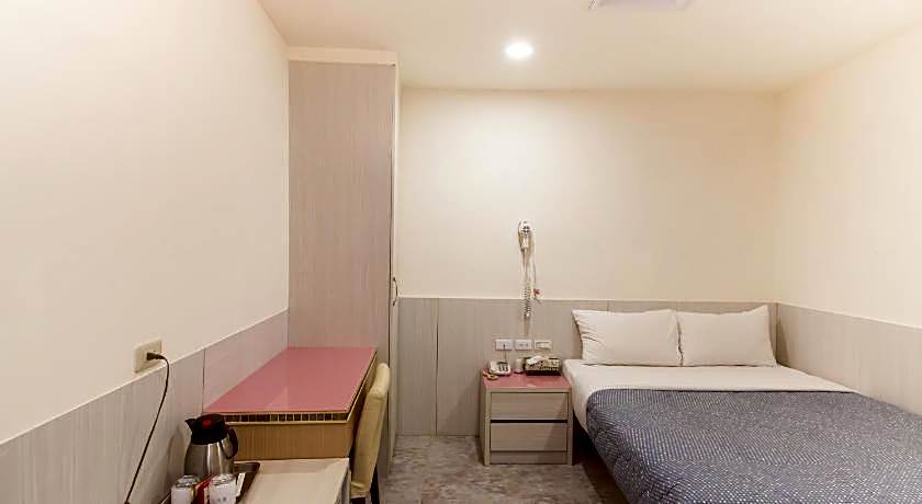 Ruei Gung Business Hotel