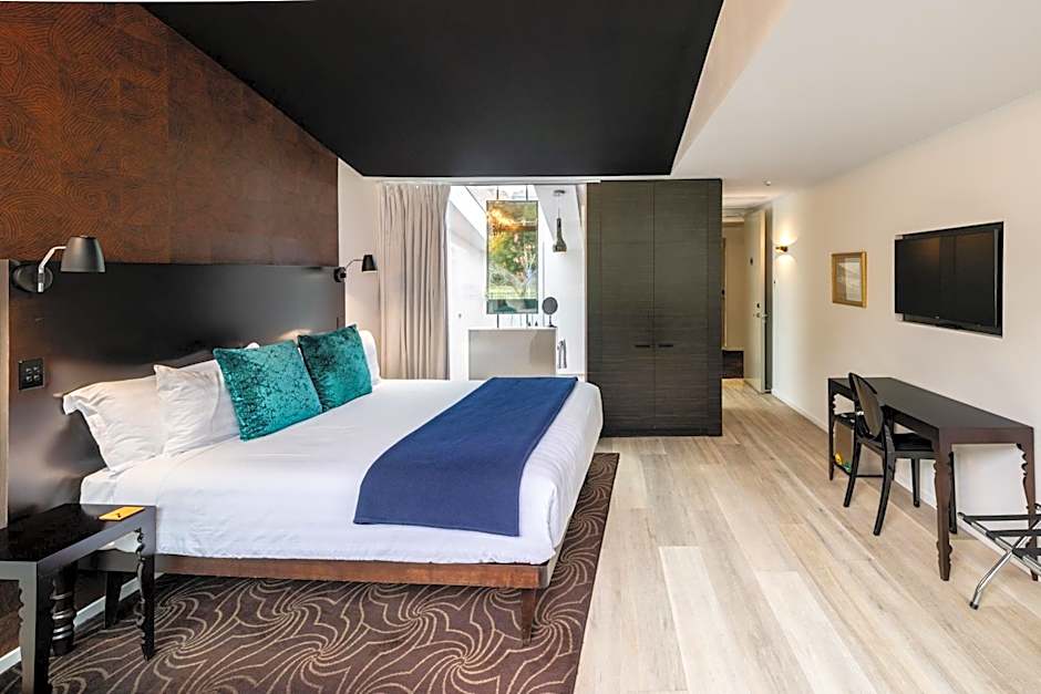Queenstown Park Boutique Hotel