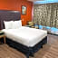 Azul Inn & Suites