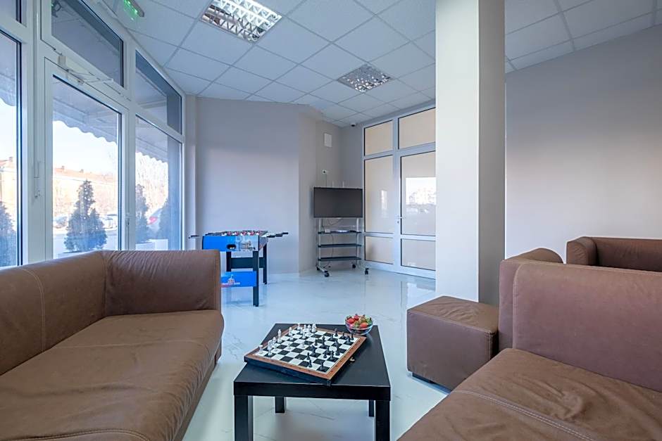 Blue Label Apart House