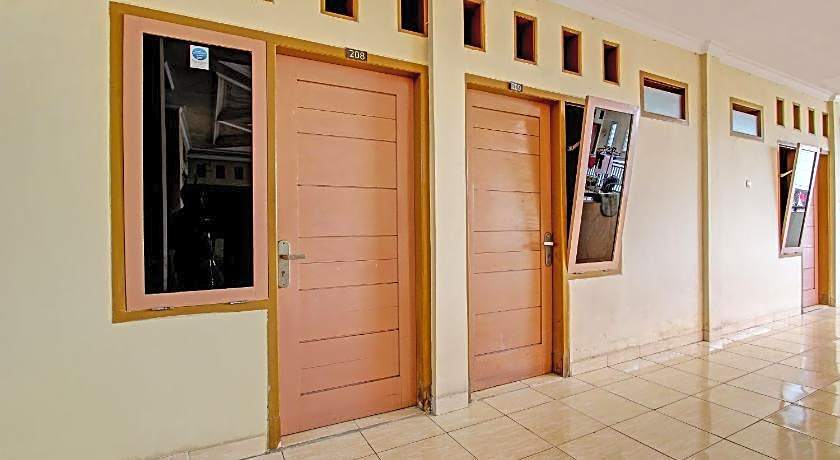 OYO Life 92663 Karmel 6