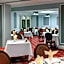 Belvilla Crewe Arms Hotel