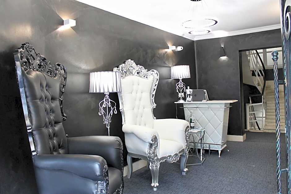 Galeria Valeria Seaside Downtown - MAG Quaint & Elegant Boutique Hotels