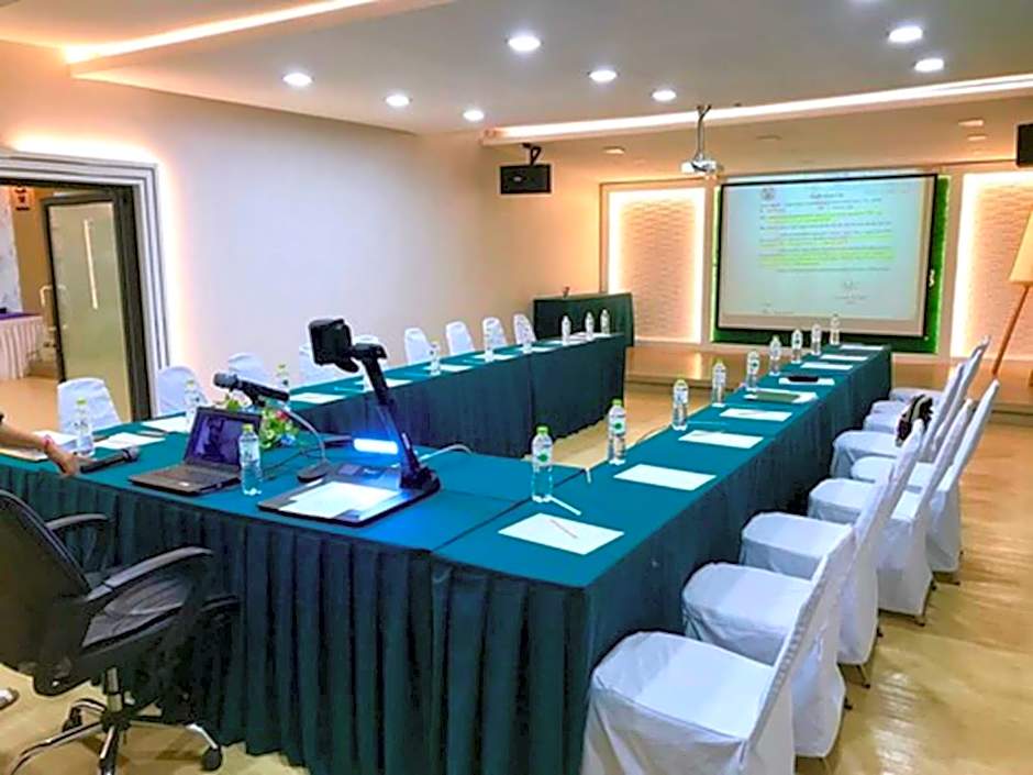 The One Hotel Surat