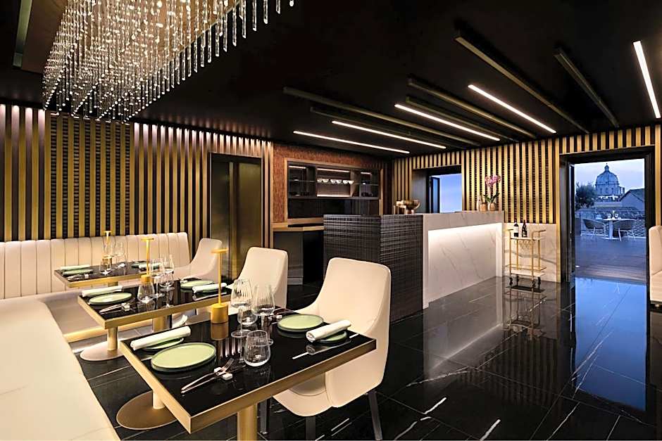 The Pantheon Iconic Rome Hotel, Autograph Collection by Marriott