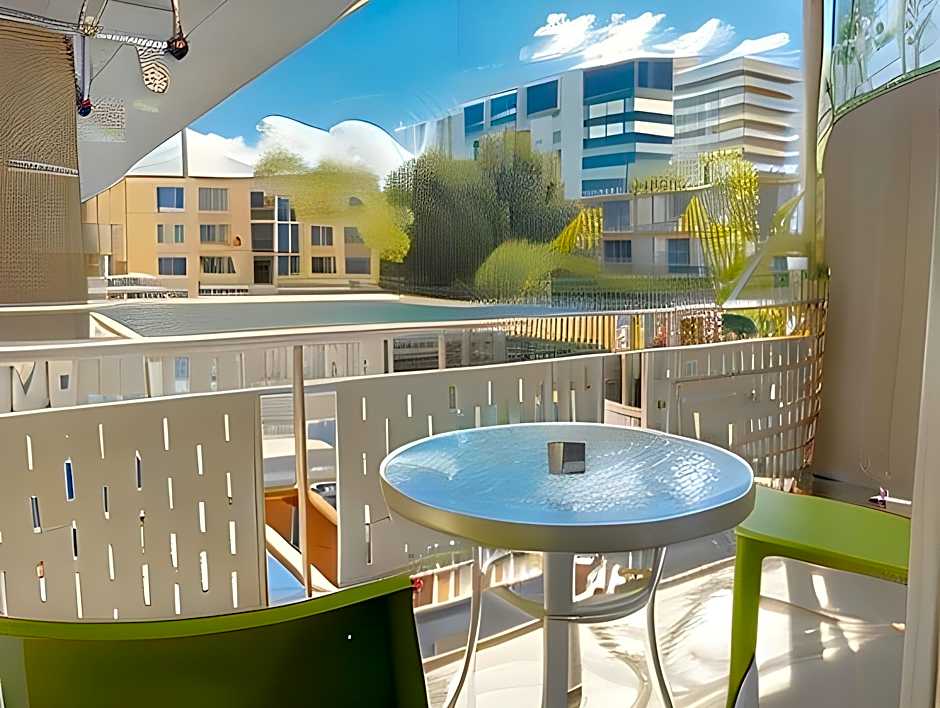 Park Inn by Radisson Melbourne Carlton