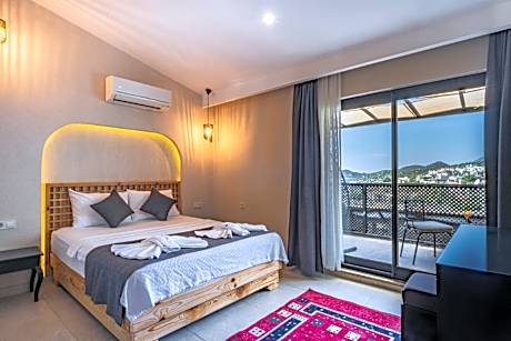 Terrace Deluxe Suite