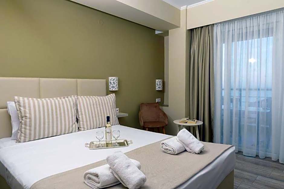 Ammos Beach Seaside Luxury Suites Hotel