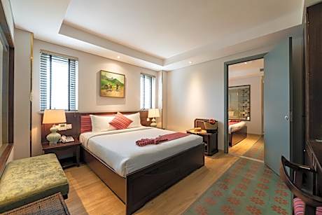 Family Suite + Afternoon Tea On Rooftop