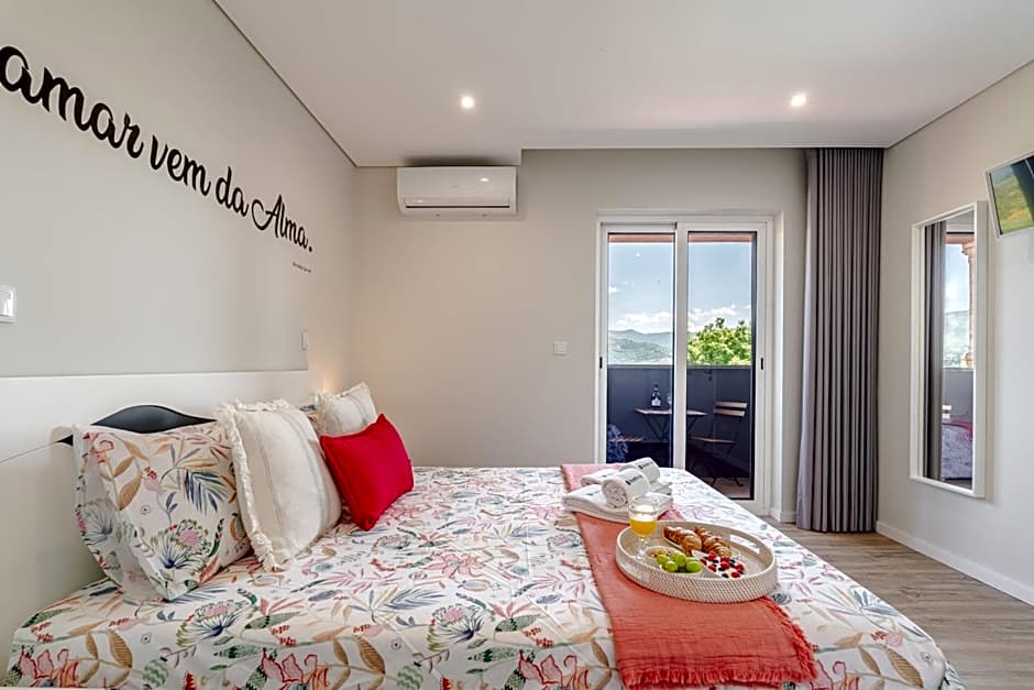 Ladeira Suites, a Douro Retreat by HostWise