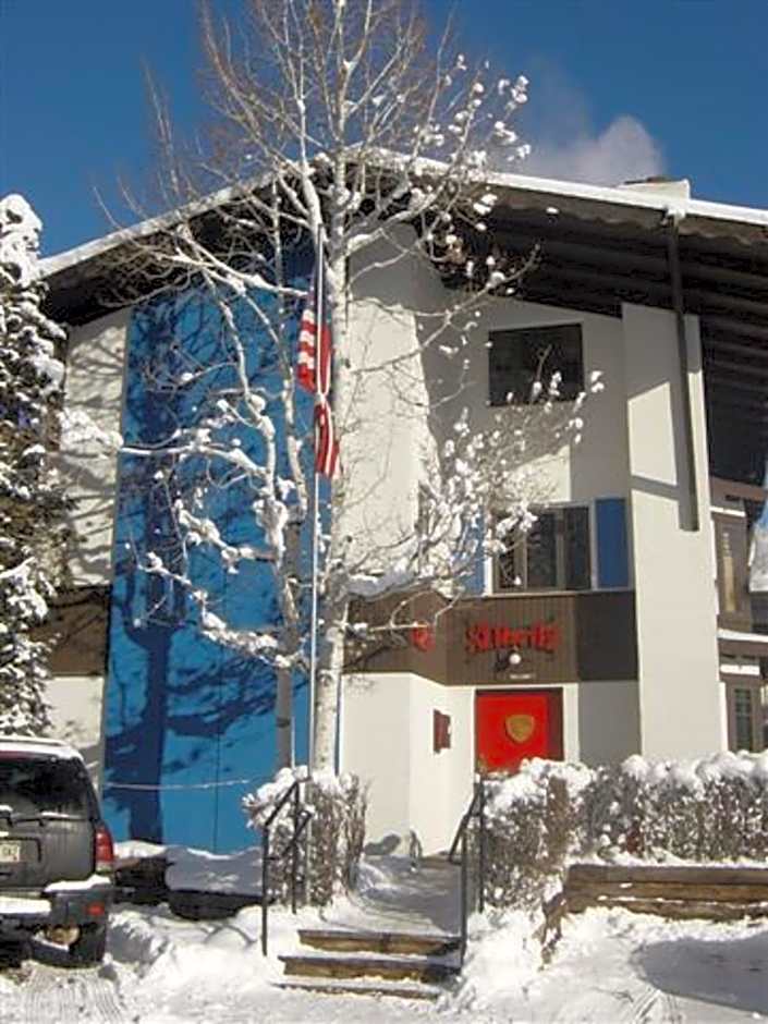 St Moritz Lodge and Condominiums