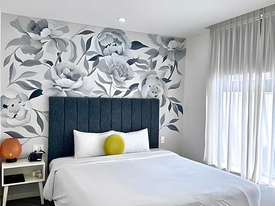 Len's Hotel
