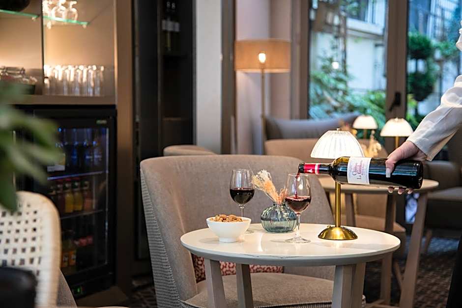Mercure Paris Montparnasse Raspail