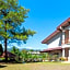 Urbanview Hotel Syariah Villa SM Cisarua Puncak by RedDoorz