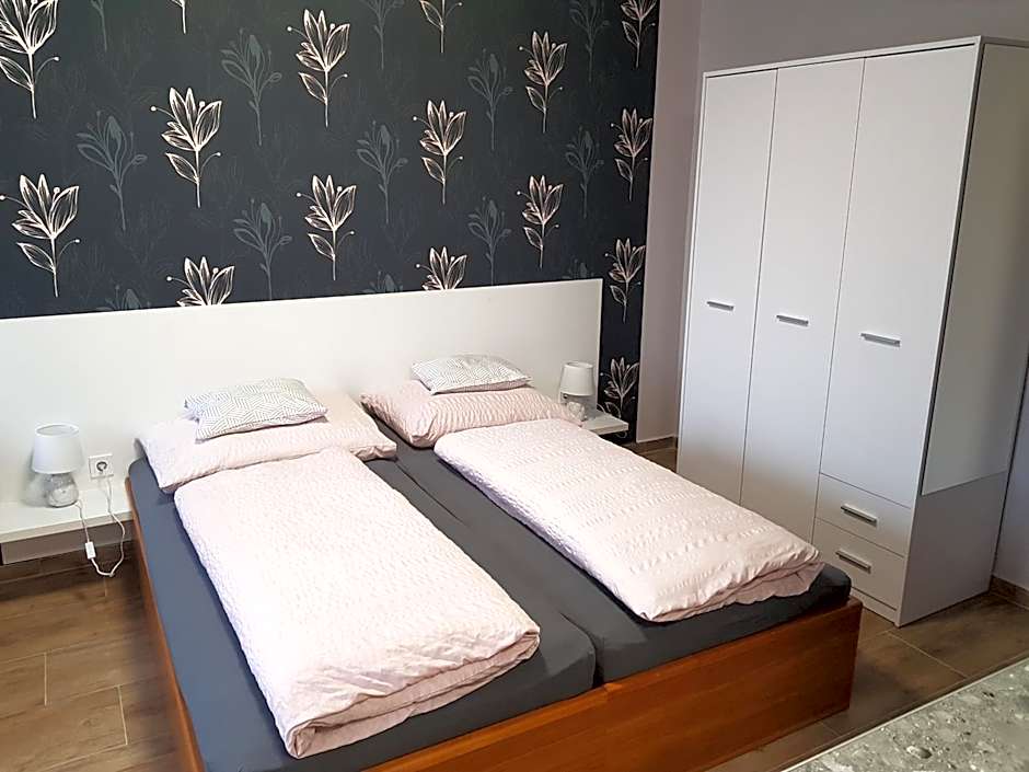 Flamingó Apartmanház