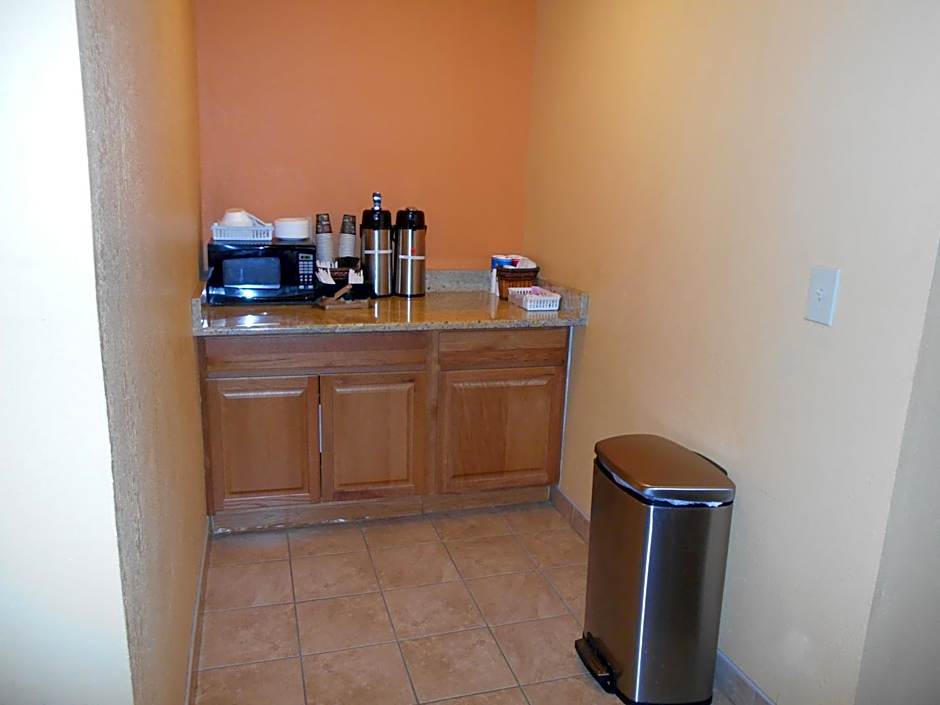 Microtel Inn By Wyndham Albany Airport
