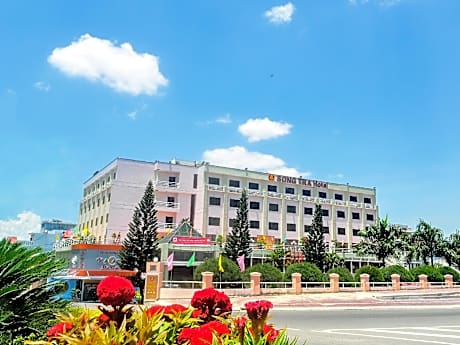 Song Tra Hotel