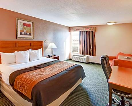 King Room - Accessible/Non-Smoking