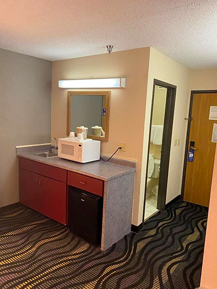 Baymont by Wyndham Logan