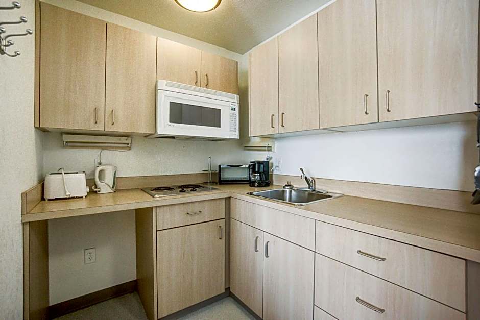 Motel 6-Red Deer, AB