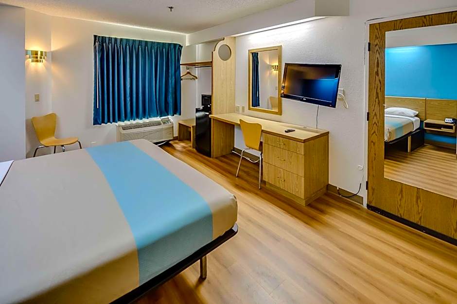 Motel 6-Katy, TX - Houston