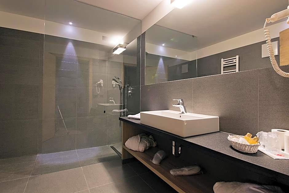 Design & Suite Hotel Ciarnadoi