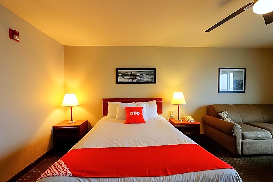Siletz Bay Beachfront Hotel by OYO Lincoln City