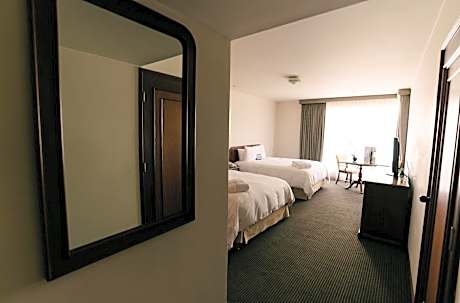 Superior Twin Room with Two Queen Bed