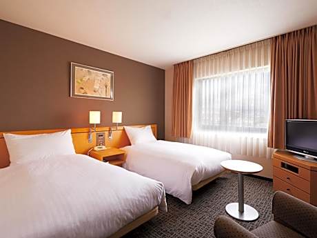 Standard Compact Twin - Non-Smoking