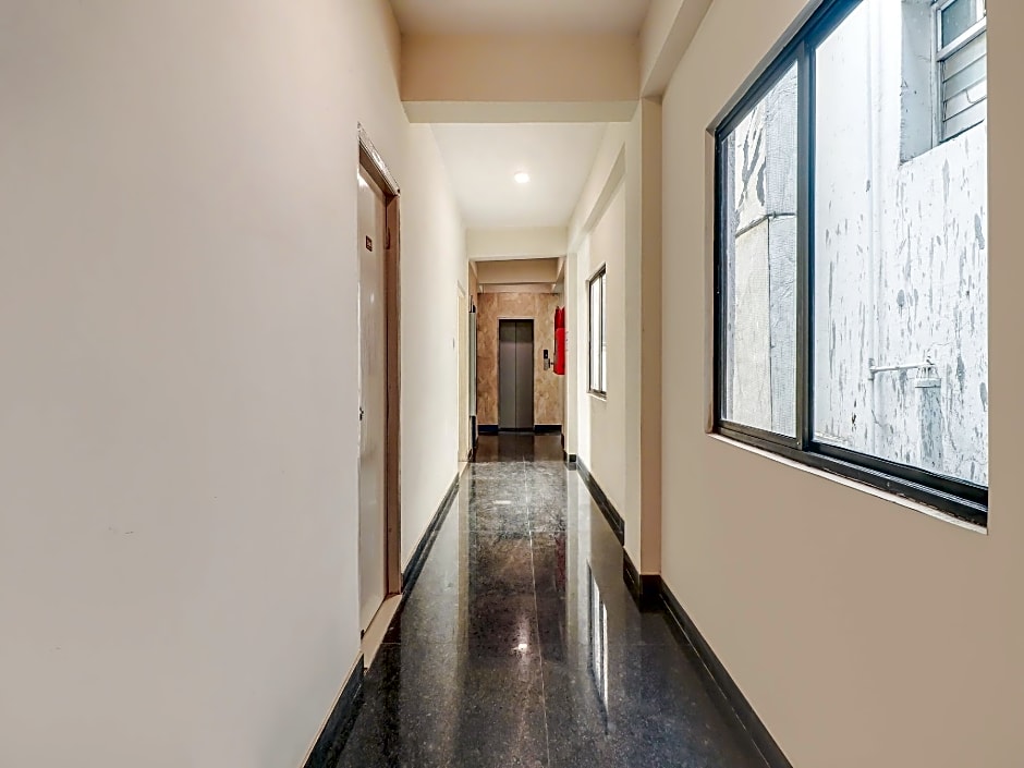 OYO 79480 Flagship HHH Skyline