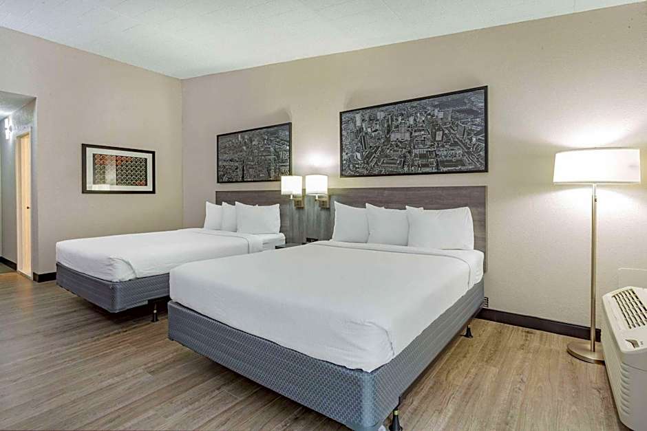 Ramada by Wyndham Windsor Locks