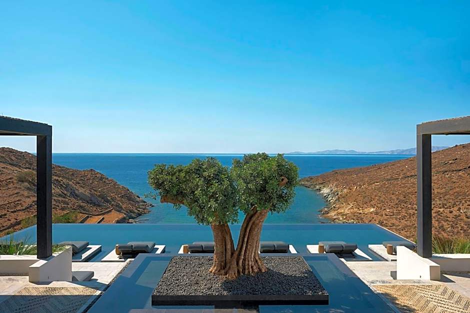 Odera, Tinos, Autograph Collection