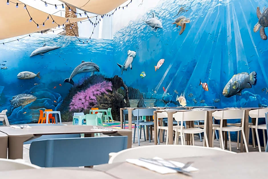 HOVIMA La Pinta Beachfront Family Hotel