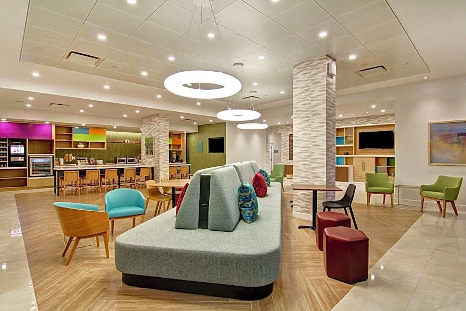 Home2 Suites by Hilton Montreal Dorval, QC
