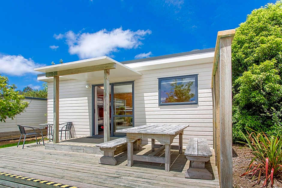 Hot Water Beach TOP 10 Holiday Park