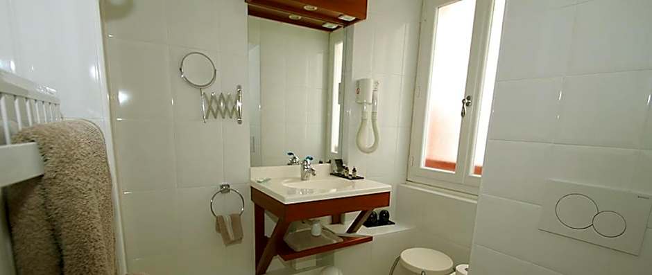 Hotel Les Almadies - Coeur de Ville
