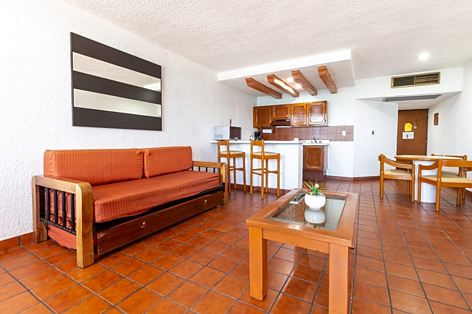 Photo 1 of 3 of Suite, Ocean front